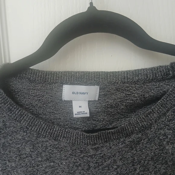 Old Navy Charcoal Knit Pullover Medium - Picture 2 of 3